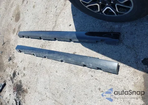 2018 Chrysler 300 S из США, поврежденный, VIN 2C3CCAGG2JH177647